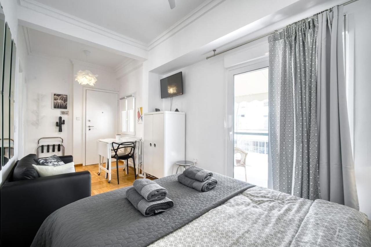 The Cactus Apartment With Large Sunny Balcony Atenas Exterior foto